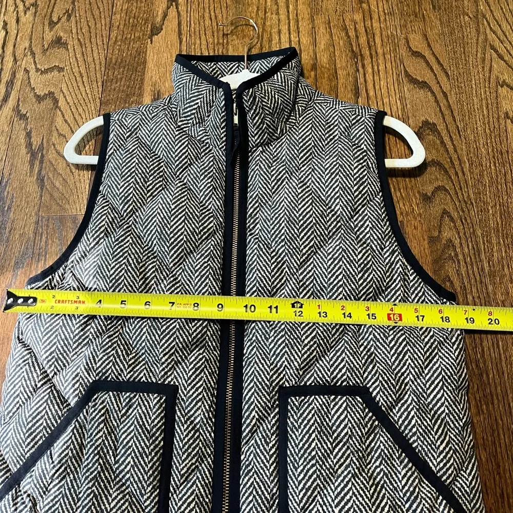 J CREW Down Filled Puffer Vest Herringbone Black White Winter Fall Class…